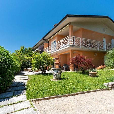 Casa Belvedere ตอสโกลาโน มาแดร์โน ภายนอก รูปภาพ