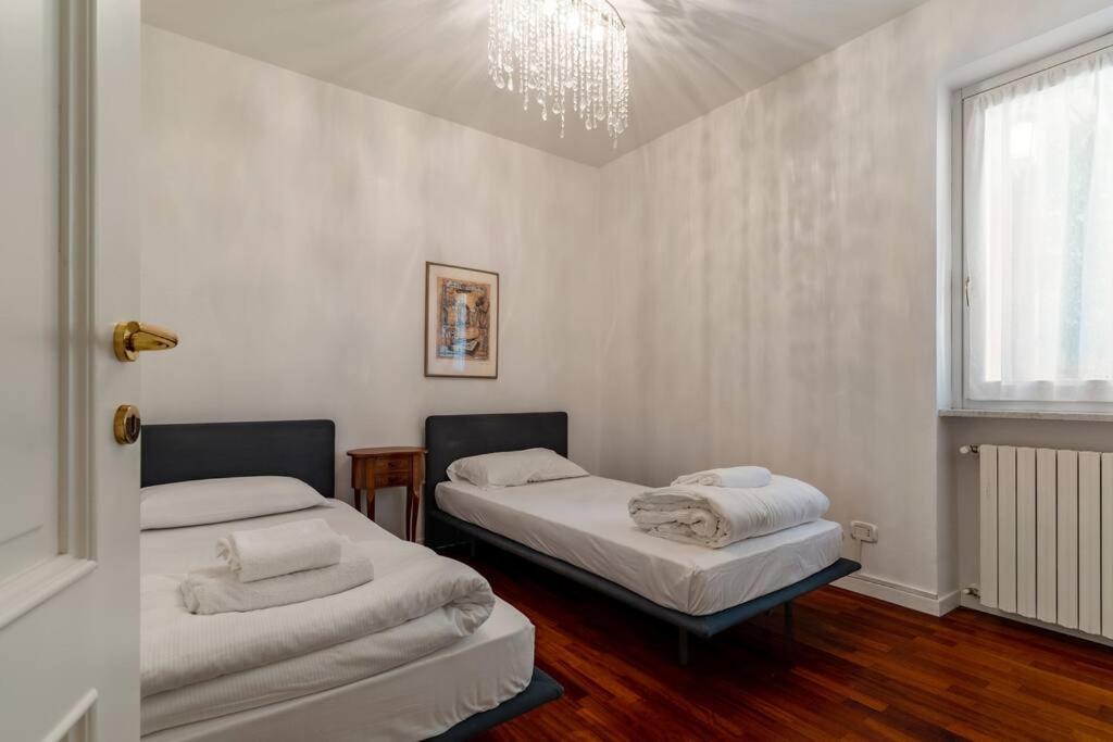 Casa Belvedere ตอสโกลาโน มาแดร์โน ภายนอก รูปภาพ