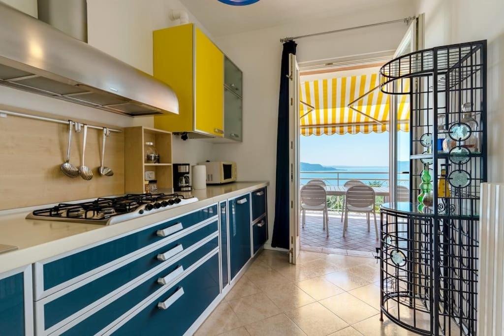 Casa Belvedere ตอสโกลาโน มาแดร์โน ภายนอก รูปภาพ